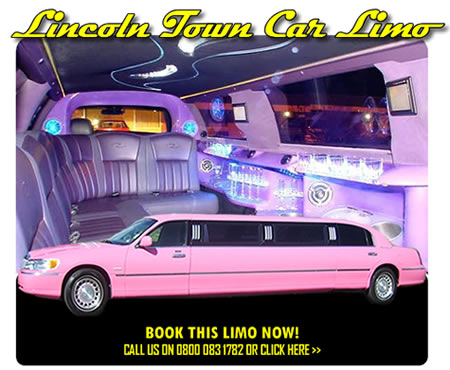 Lincoln Town Car Large Image